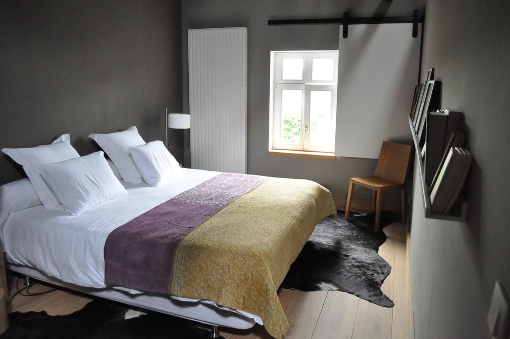 B&B La Chambre D'A Cote Aische-en-Refail Стая снимка