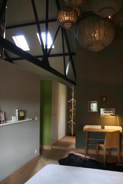 B&B La Chambre D'A Cote Aische-en-Refail Екстериор снимка