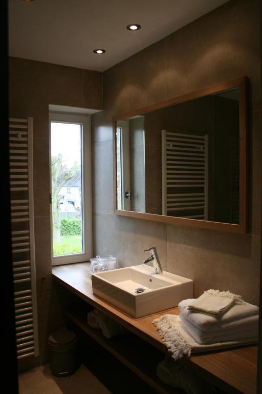 B&B La Chambre D'A Cote Aische-en-Refail Стая снимка